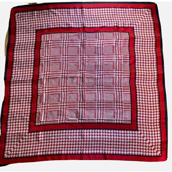 Adrienne Vittadini designer red houndstooth scarf wrap retro 34"x35" - Picture 7 of 9